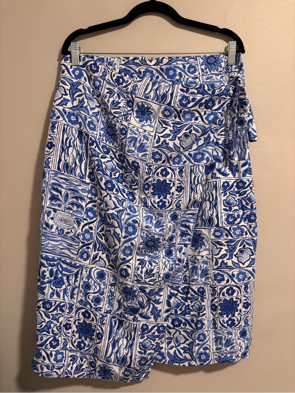 Ann Taylor Blue and White Floral Wrap Skirt